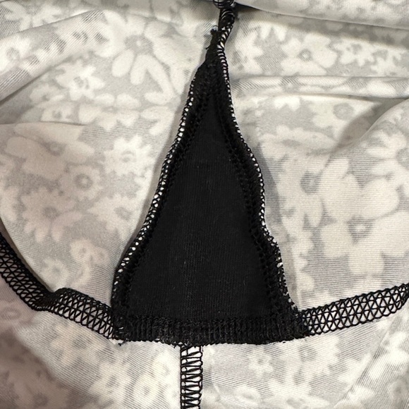 PINK Victoria's Secret Black Short Sleeve Tee with White Floral Design - Picture 8 of 12